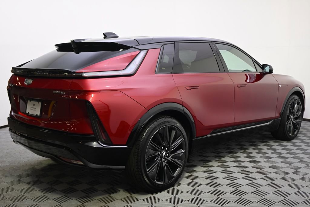 New 2025 Cadillac Lyriq Sport w/ LPO, Floor Liner Package AWD/4WD image 7