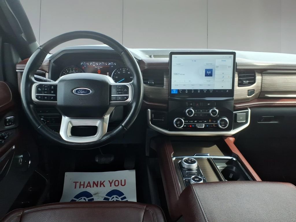 Used 2024 Ford Expedition Limited image 30