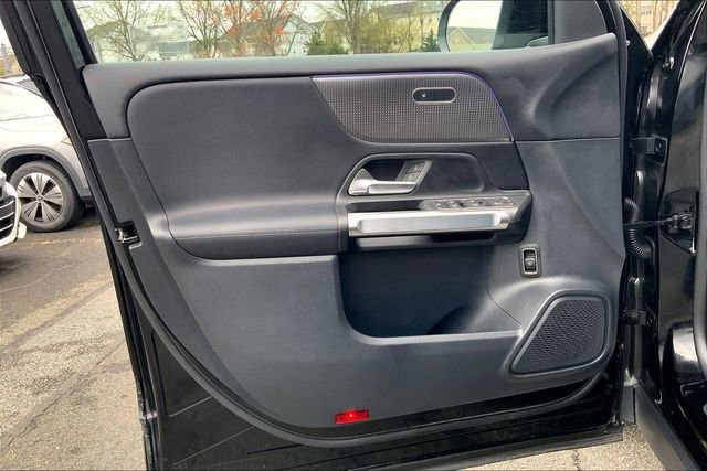 Certified 2022 Mercedes-Benz GLB 250 4MATIC image 18