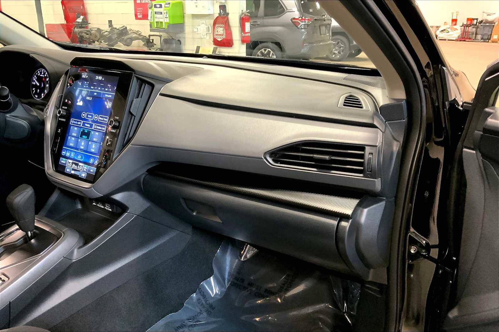 Certified 2025 Subaru Crosstrek 2.0i Premium image 18