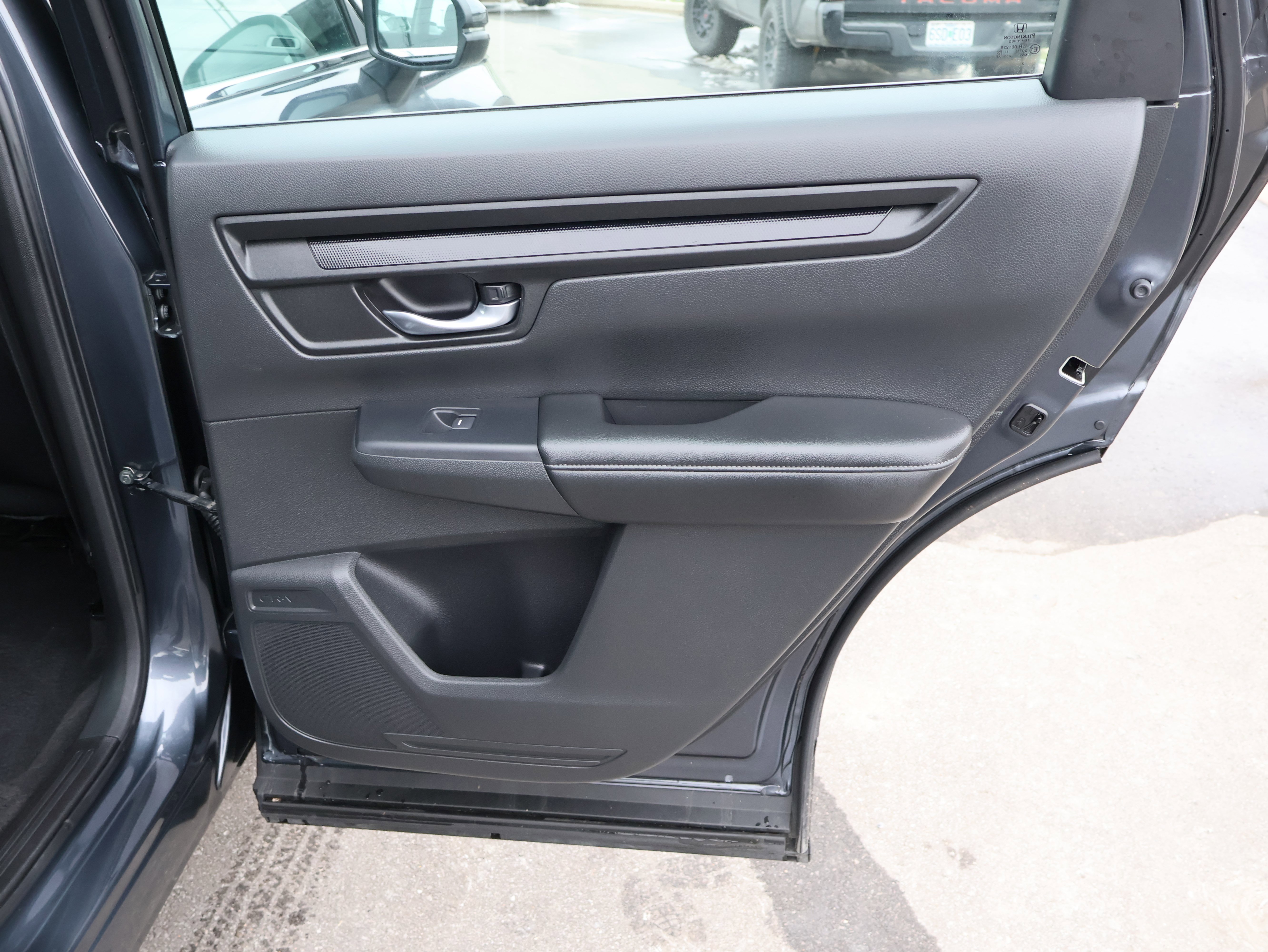 Used 2024 Honda CR-V LX image 13