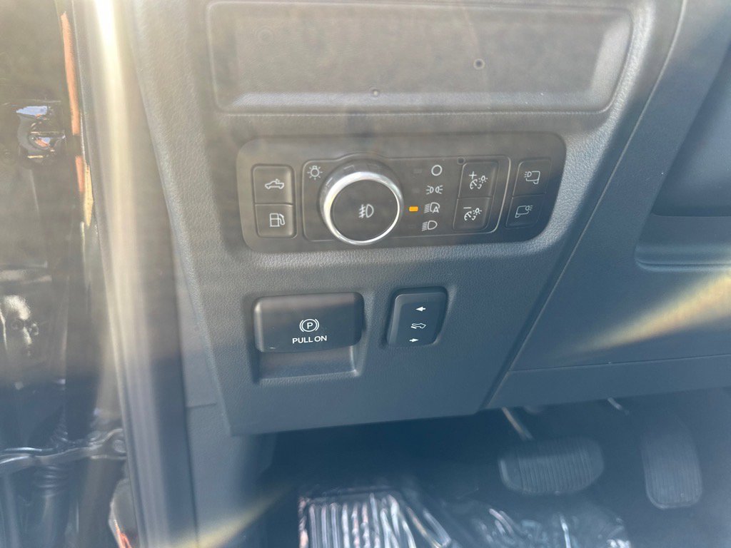 New 2025 Ford F150 Platinum w/ Equipment Group 702A High image 31
