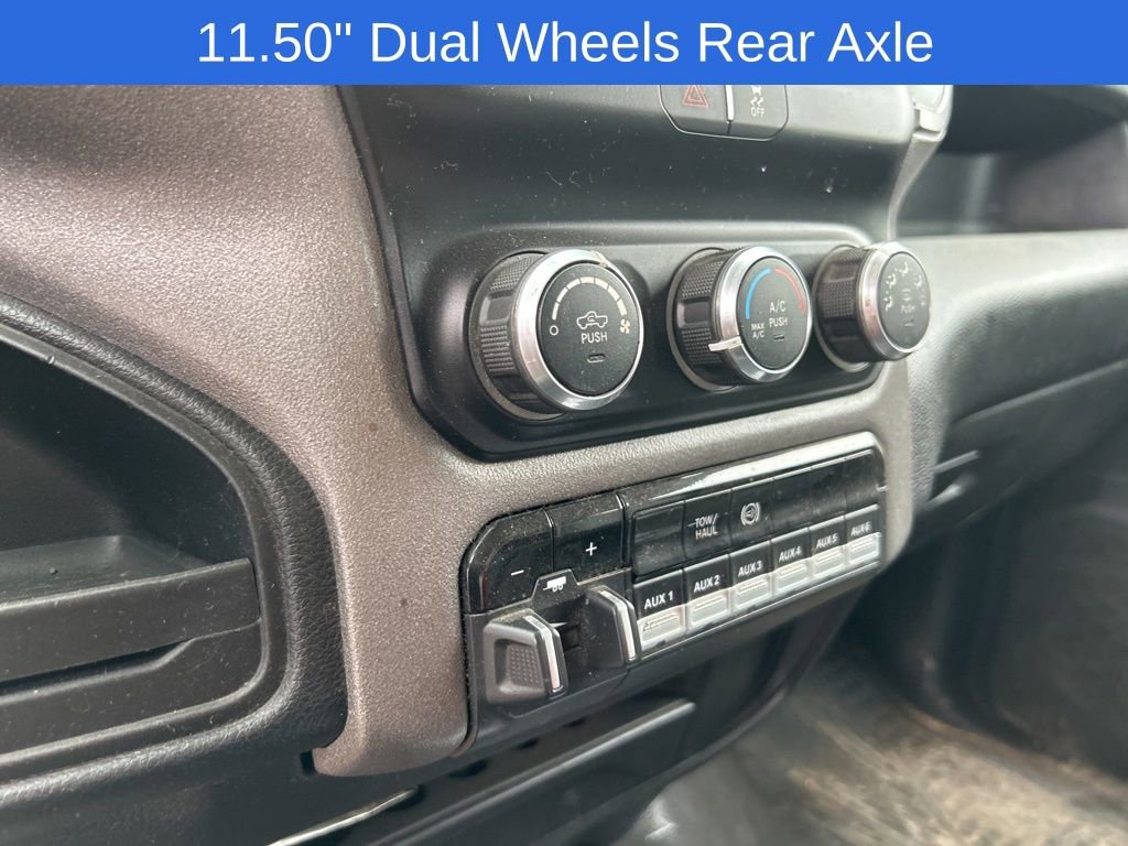 Used 2019 RAM 3500 Tradesman w/ Chrome Appearance Group AWD/4WD image 12