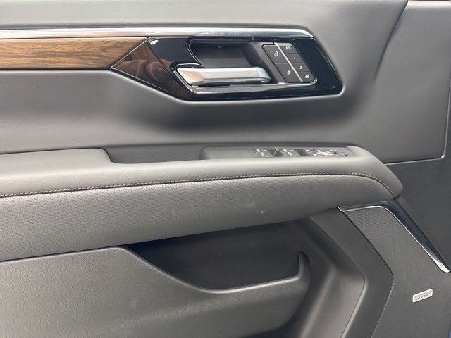 New 2026 Chevrolet Tahoe High Country w/ Sun And Tow Package image 9