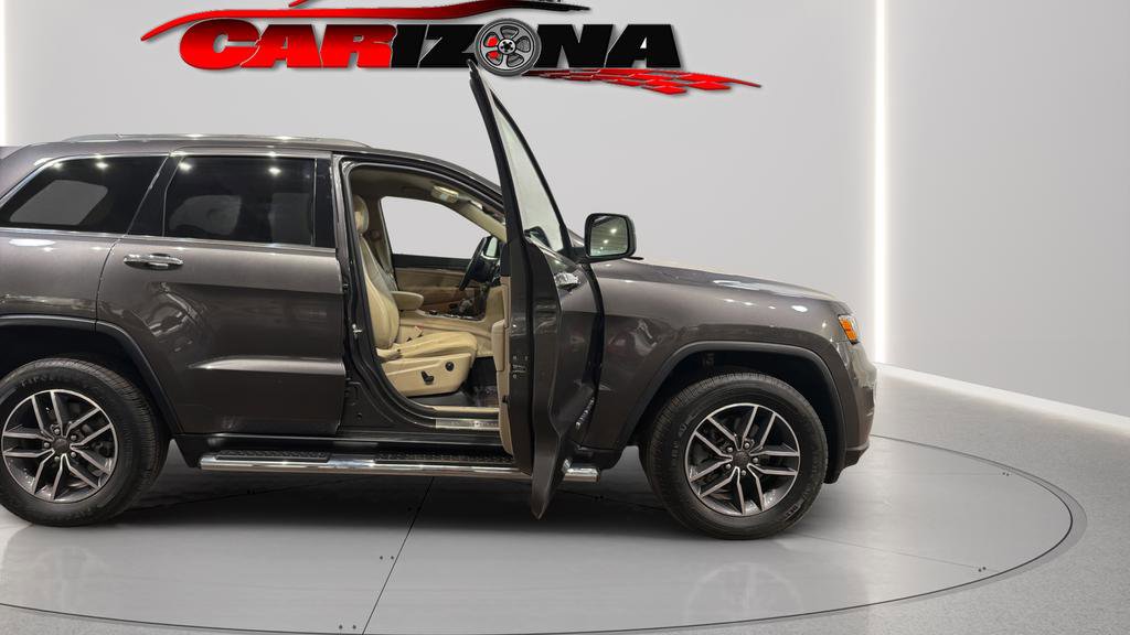 Used 2019 Jeep Grand Cherokee Limited w/ Mopar Chrome Edition Group image 16