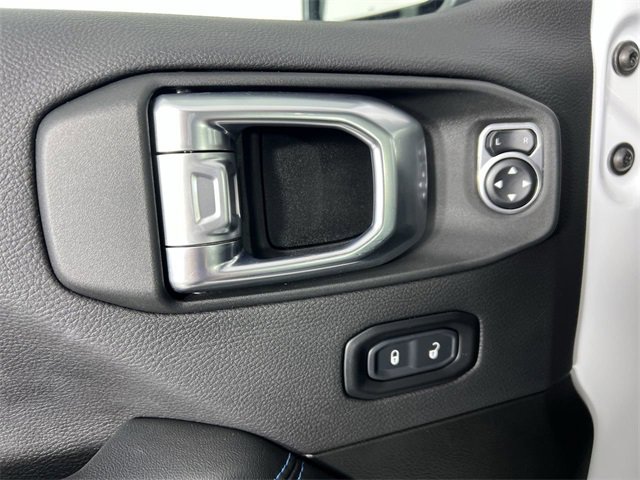 Used 2024 Jeep Wrangler High Altitude image 24