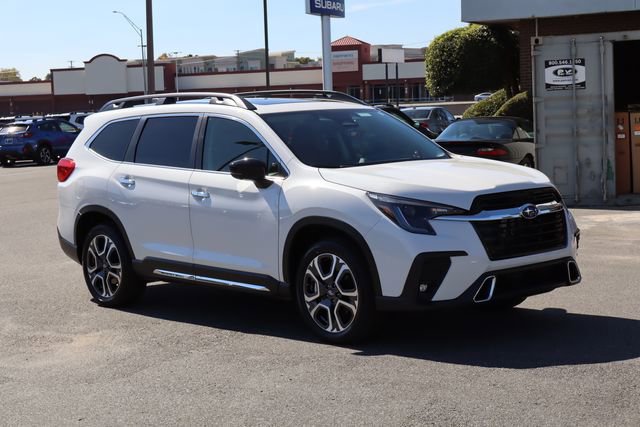 New 2025 Subaru Ascent Touring image 1