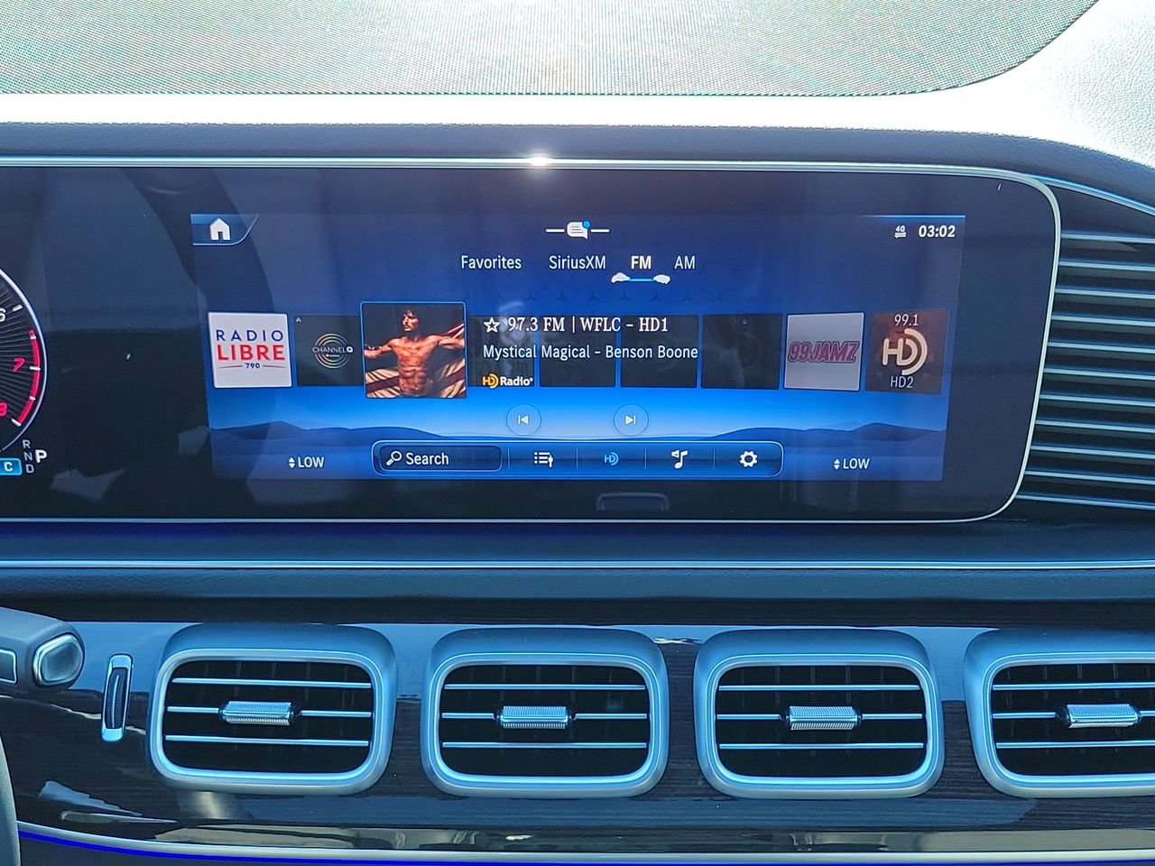 New 2025 Mercedes-Benz GLE 350 4MATIC image 16