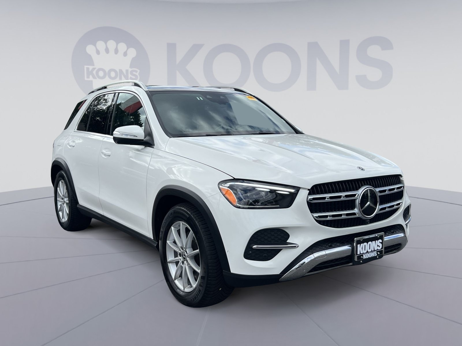 Used 2025 Mercedes-Benz GLE 350 4MATIC image 2
