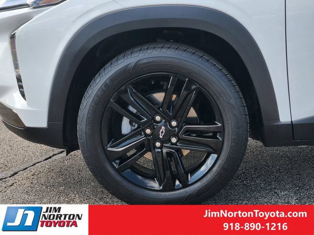 Used 2025 Chevrolet Trax ACTIV w/ Driver Confidence Package FWD image 14