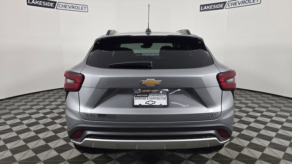 New 2025 Chevrolet Trax LT w/ Driver Confidence Package image 5