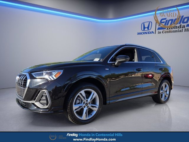 Used 2024 Audi Q3 2.0T Premium w/ Convenience Package AWD/4WD image 1
