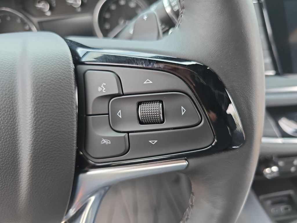 Used 2023 Buick Enclave Essence w/ Sport Touring Edition AWD/4WD image 19