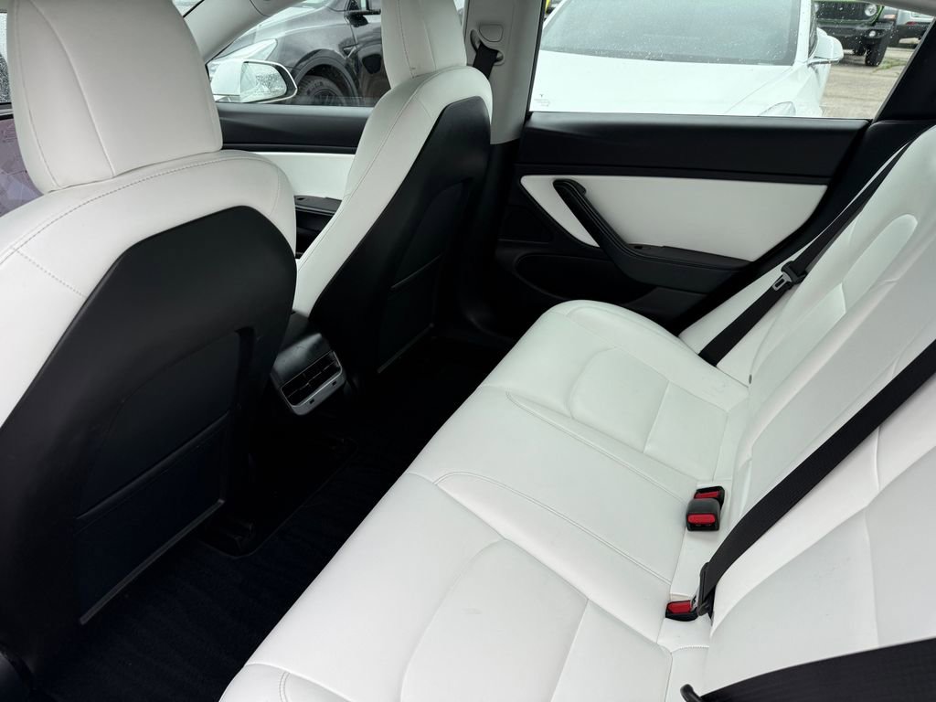 Used 2019 Tesla Model 3 Long Range image 25