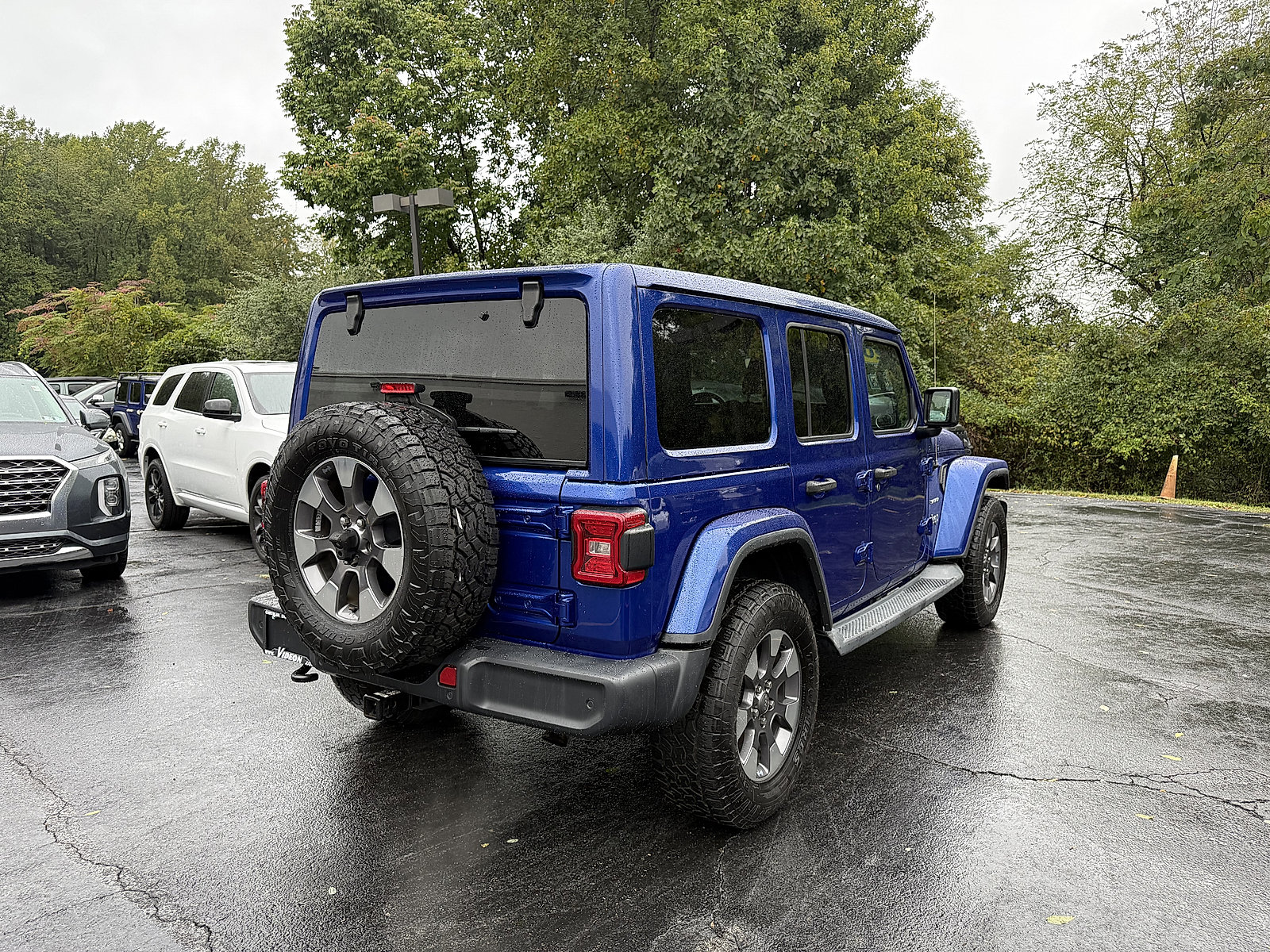 Certified 2019 Jeep Wrangler Unlimited Sahara AWD/4WD image 6