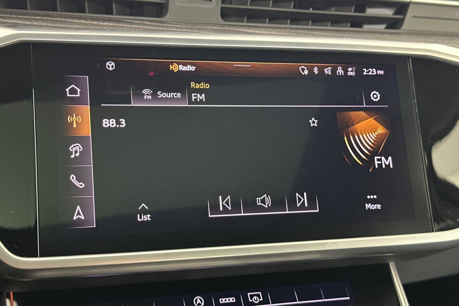 Used 2025 Audi A6 Premium Plus w/ Premium Plus Package image 16