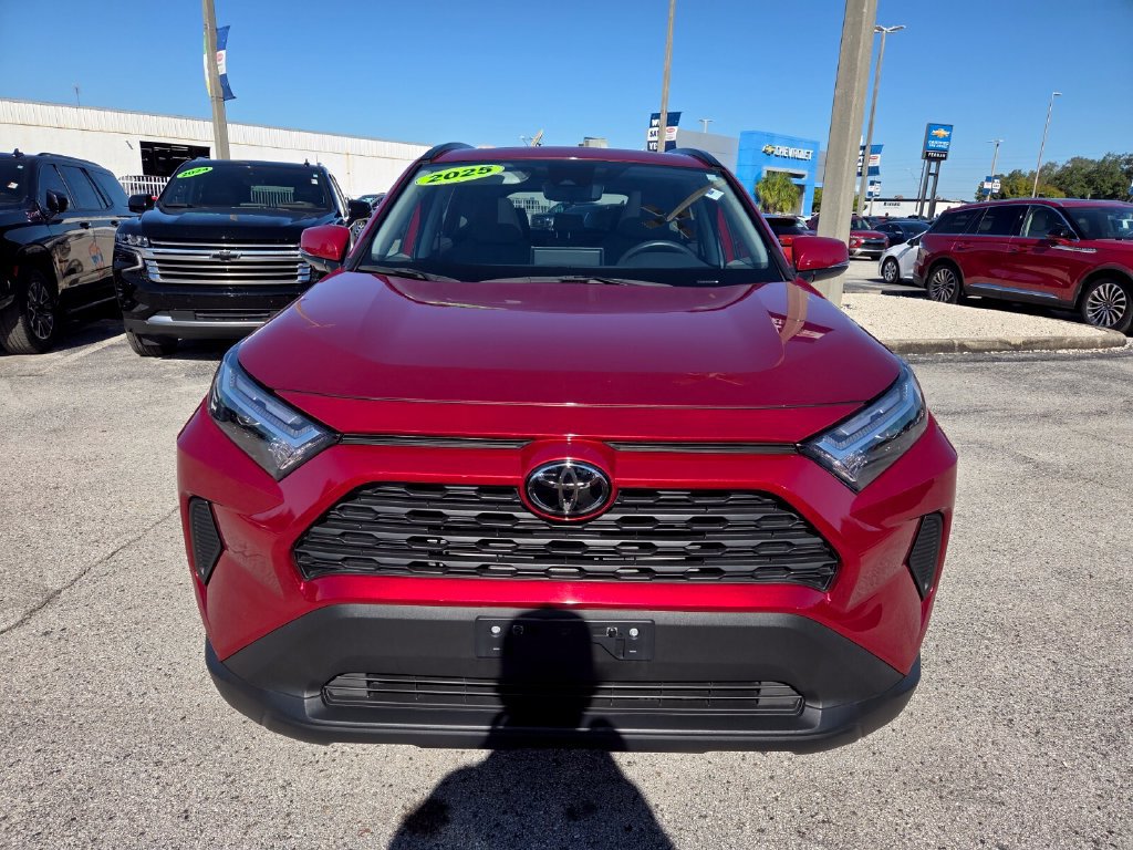 Used 2025 Toyota RAV4 XLE w/ Convenience Package FWD image 20
