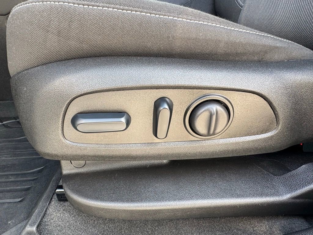 Used 2023 Chevrolet Blazer LT w/ Convenience Package image 20