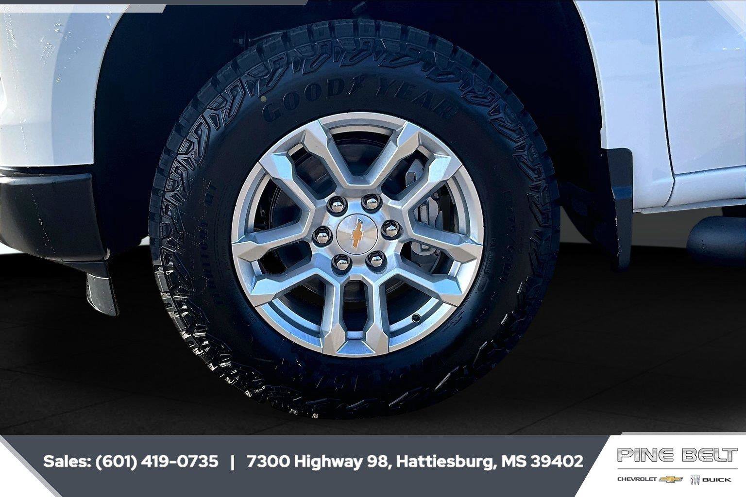 New 2026 Chevrolet Silverado 1500 W/T w/ Z71 Off-Road Package AWD/4WD image 8