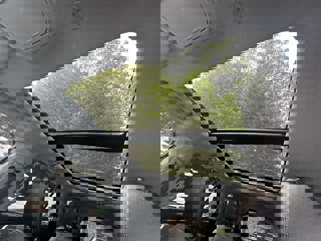 Used 2022 Ford Explorer Limited w/ Equipment Group 301A image 19