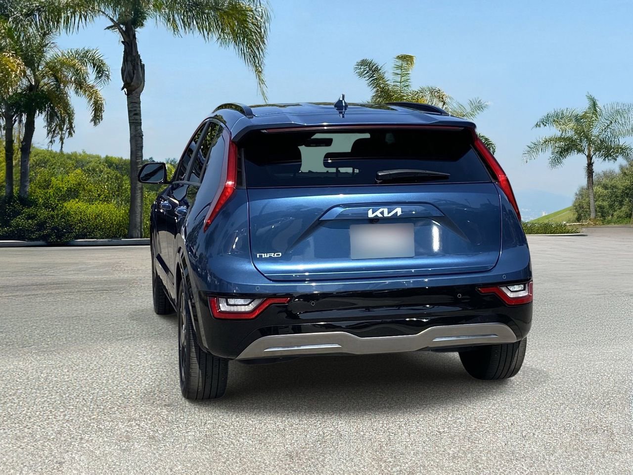 Used 2023 Kia Niro Wave FWD image 4