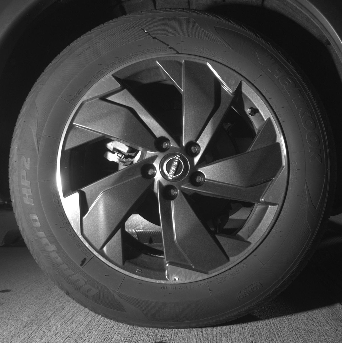 Used 2025 Nissan Rogue SV AWD/4WD image 14