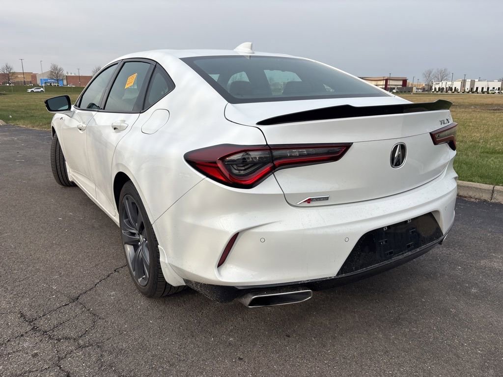 Used 2022 Acura TLX A-Spec Package image 8