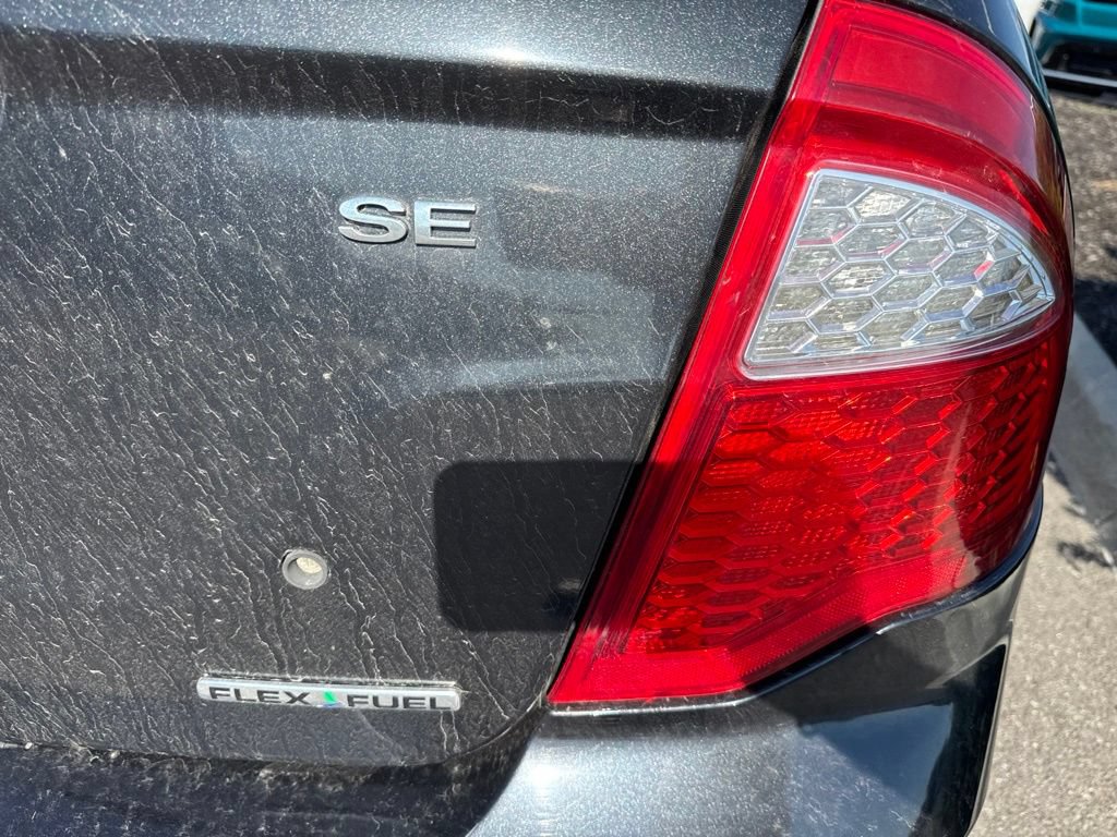Used 2012 Ford Fusion SE FWD image 3