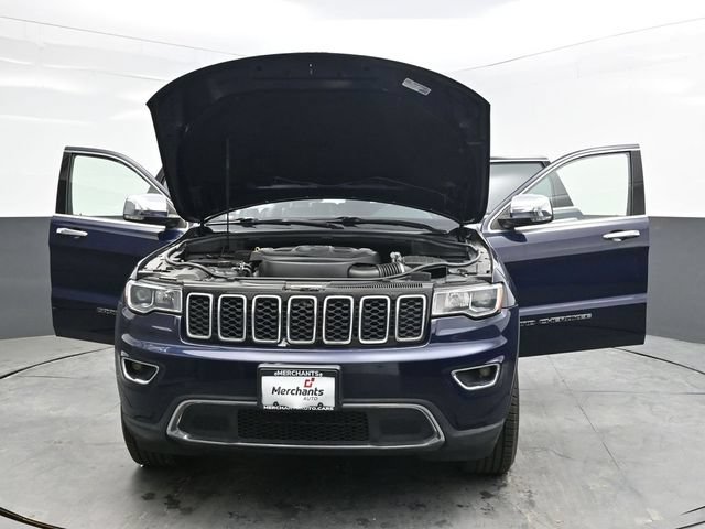 Used 2018 Jeep Grand Cherokee Limited AWD/4WD image 42