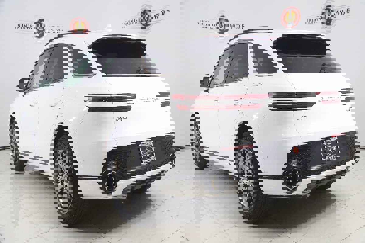 Used 2022 Genesis GV70 3.5T Sport w/ Sport Advanced Package image 4