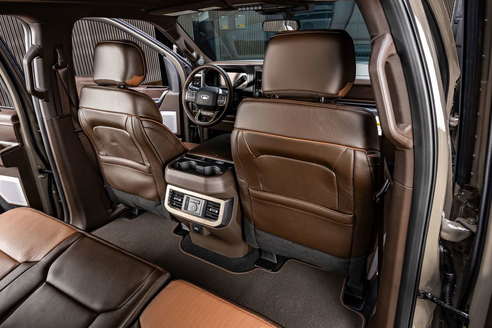 Used 2026 Ford F450 King Ranch w/ Chrome Package image 32