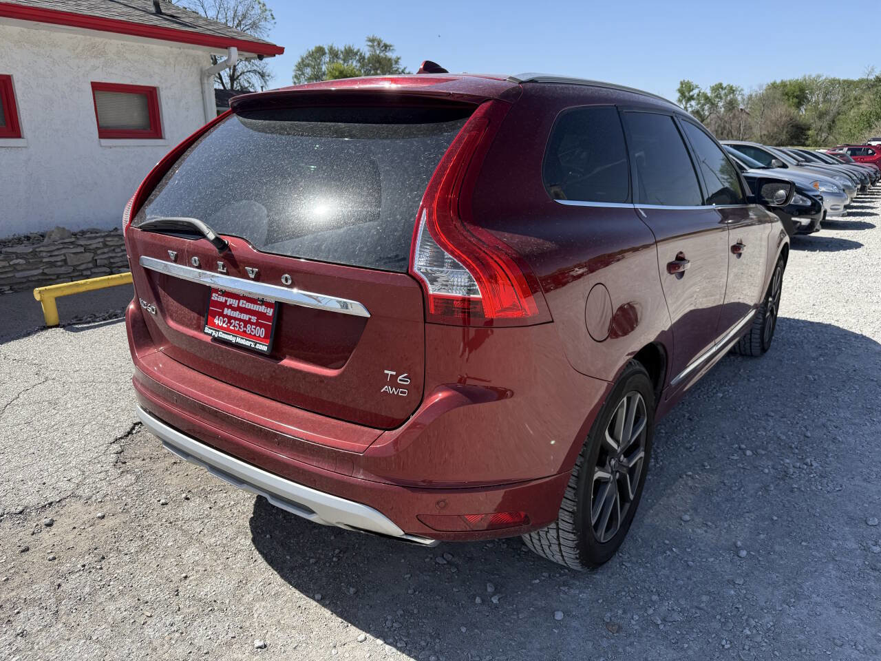 Used 2017 Volvo XC60 T6 Dynamic w/ Climate Package AWD/4WD image 3