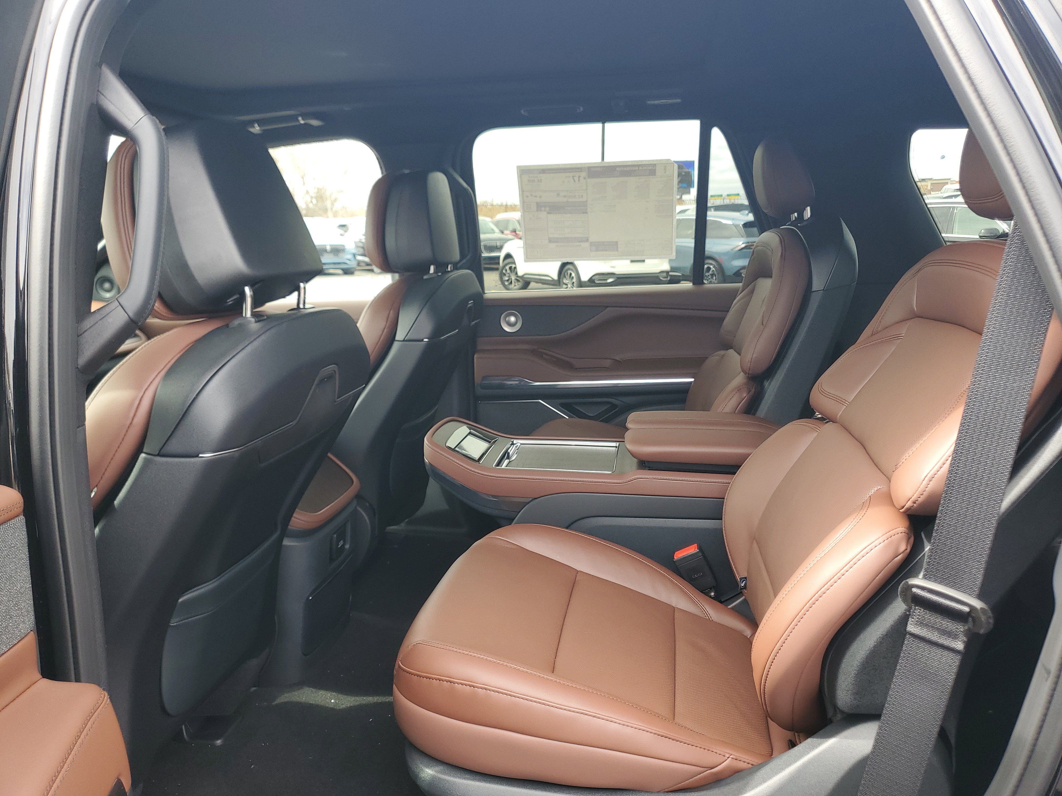 New 2026 Lincoln Navigator Reserve image 27