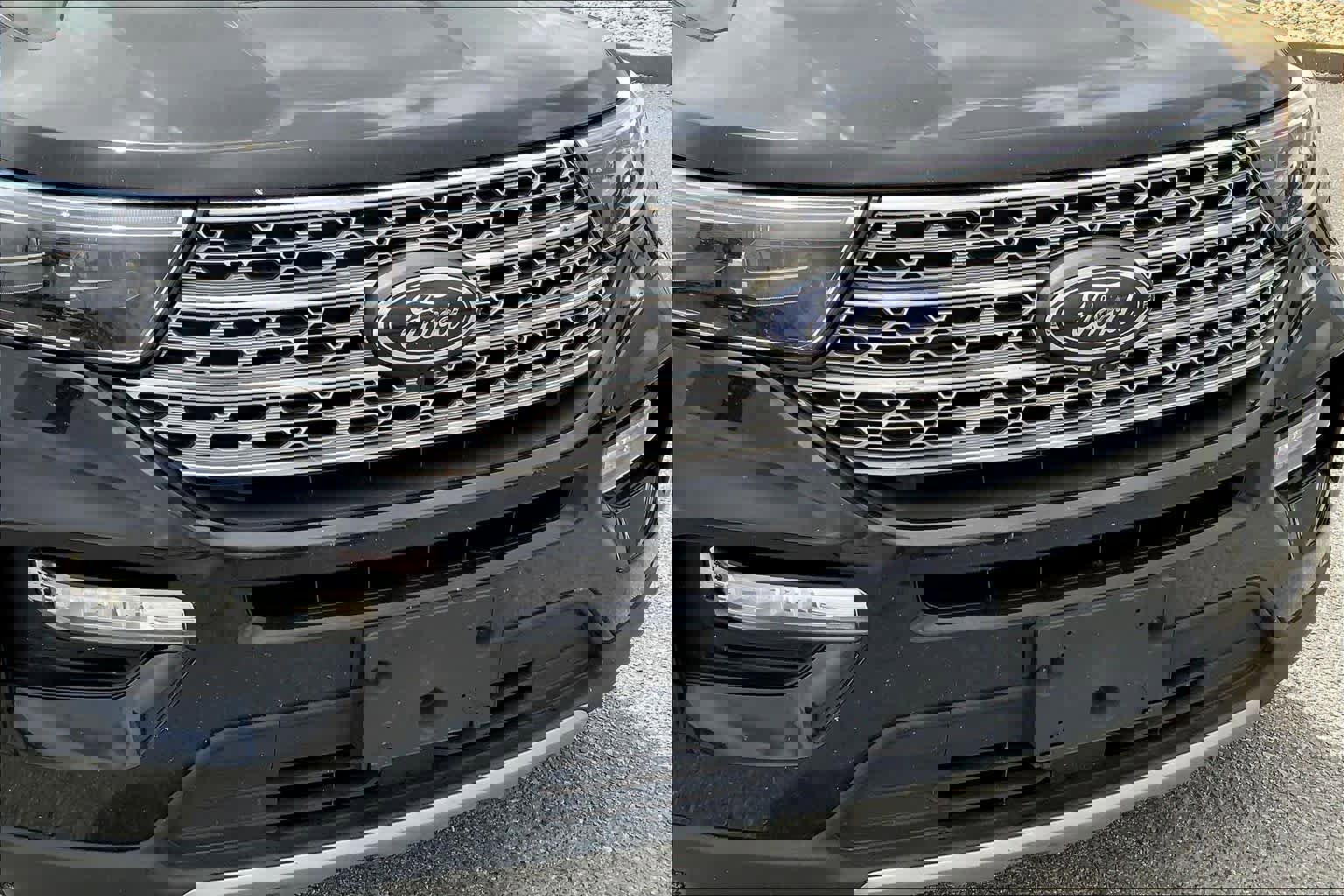 Used 2022 Ford Explorer Limited w/ Equipment Group 301A image 29