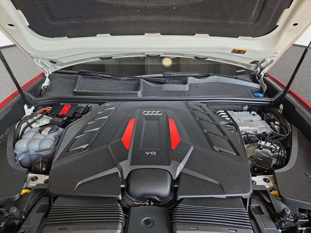 Used 2023 Audi SQ8 Prestige AWD/4WD image 32