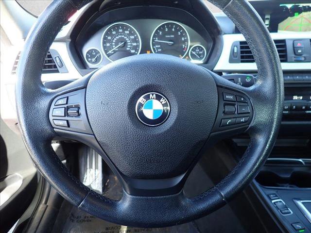 Used 2017 BMW 320i xDrive Sedan image 13