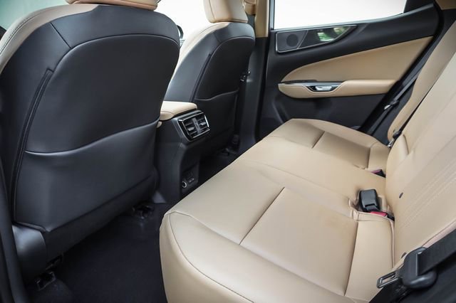 Used 2025 Lexus NX 250 FWD w/ Accessory Package (2T) image 21