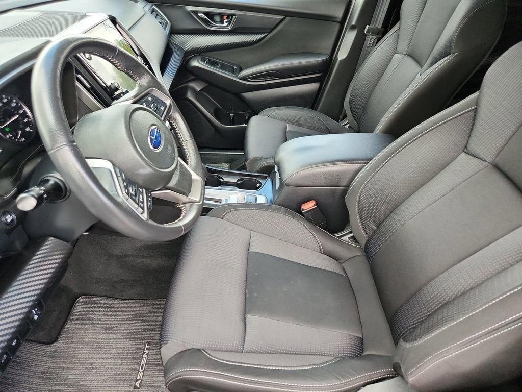 Used 2025 Subaru Ascent Premium AWD/4WD image 9