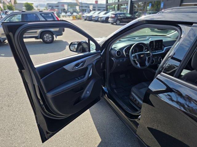 Used 2024 Chevrolet Blazer LT w/ Convenience Package FWD image 41