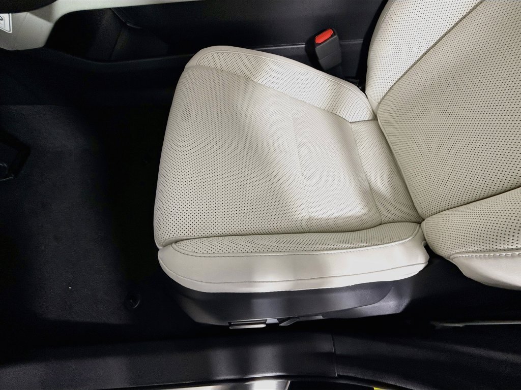 New 2026 Lexus ES 350h AWD w/ Accessory Package (K3) image 21