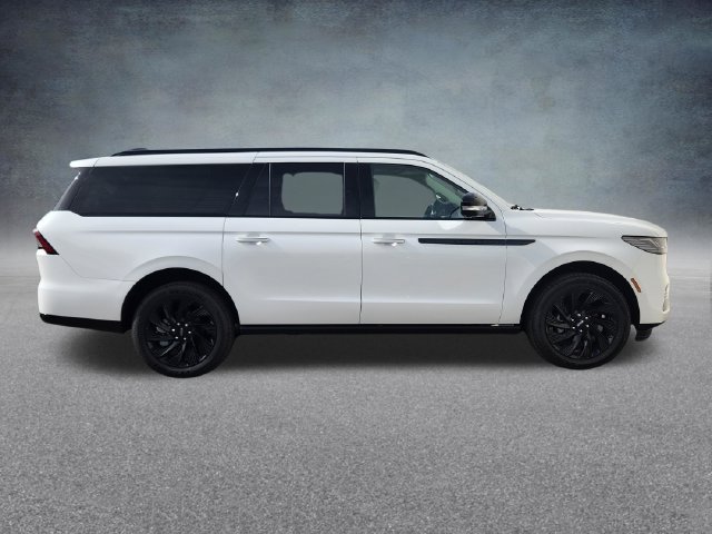 New 2027 Lincoln Navigator L Reserve w/ Jet Appearance Package AWD/4WD image 8