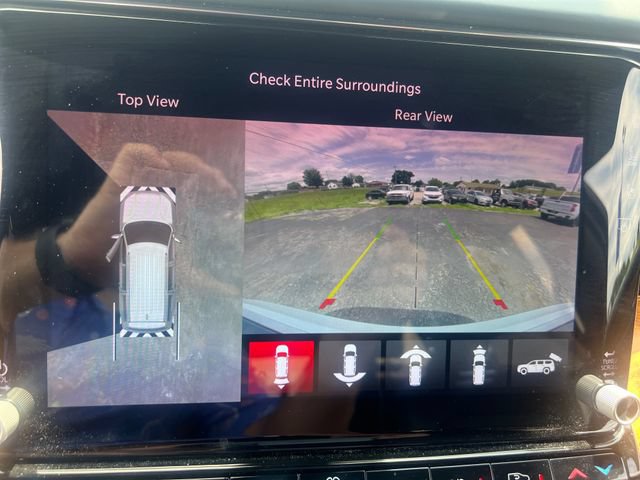 Used 2022 Jeep Grand Wagoneer Series III AWD/4WD image 20