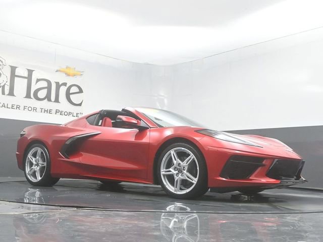 Used 2025 Chevrolet Corvette Stingray Preferred Cpe w/ Chrome Exterior Badge Package image 2