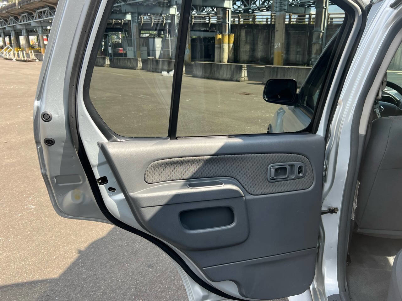 Used 2002 Nissan Xterra XE image 25