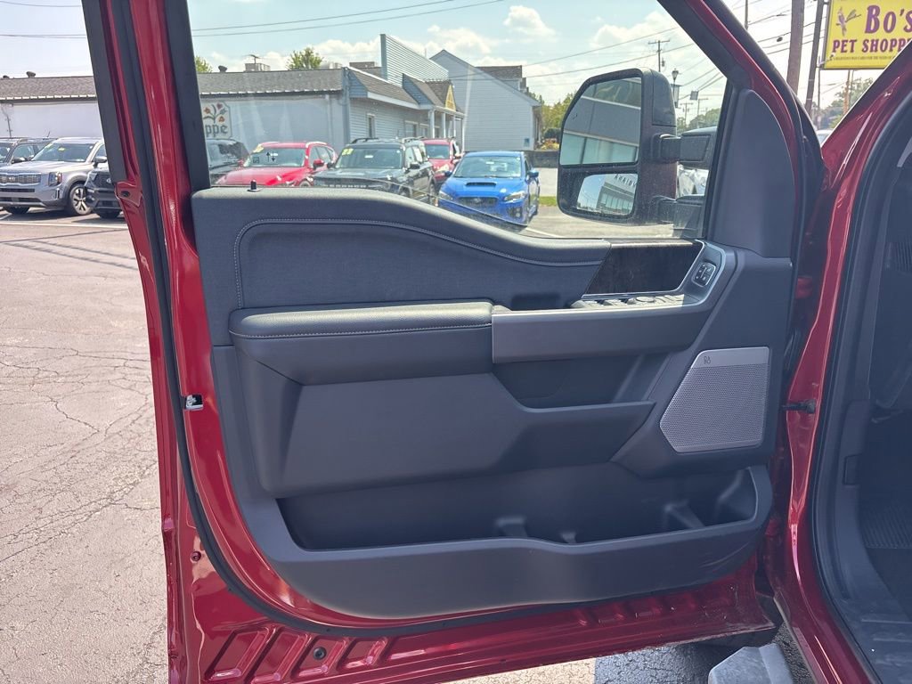 New 2025 Ford F250 Lariat w/ Lariat Ultimate Package image 9