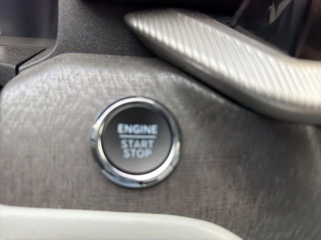 Used 2025 Ford Explorer Platinum w/ Ultimate Package image 11