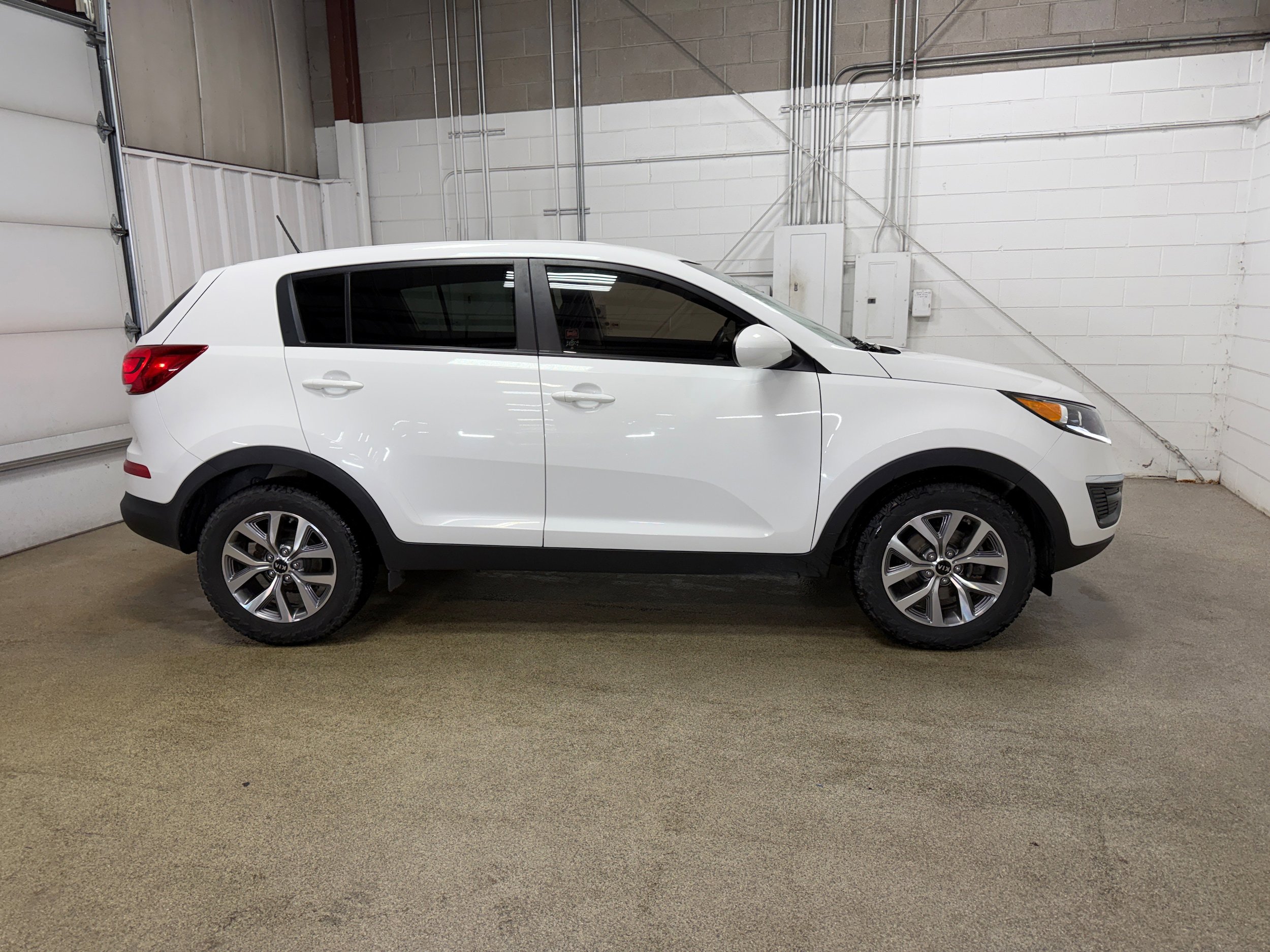 Used 2015 Kia Sportage LX FWD image 6