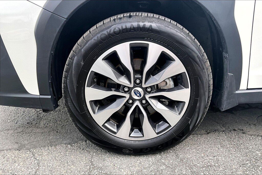 Certified 2025 Subaru Outback Limited XT image 17