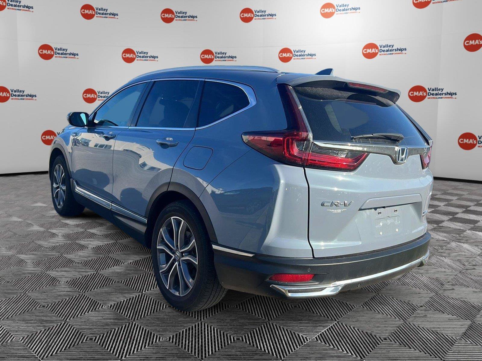 Used 2022 Honda CR-V Touring image 3