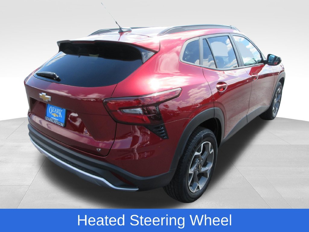 Certified 2024 Chevrolet Trax LT w/ Driver Confidence Package FWD image 5